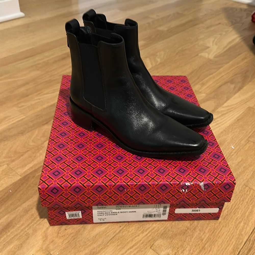 Tory Burch Black Leather Chelsea Ankle Boots